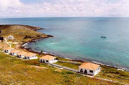 41kb - Vila da Marinha na Ilha de Santa Bárbara